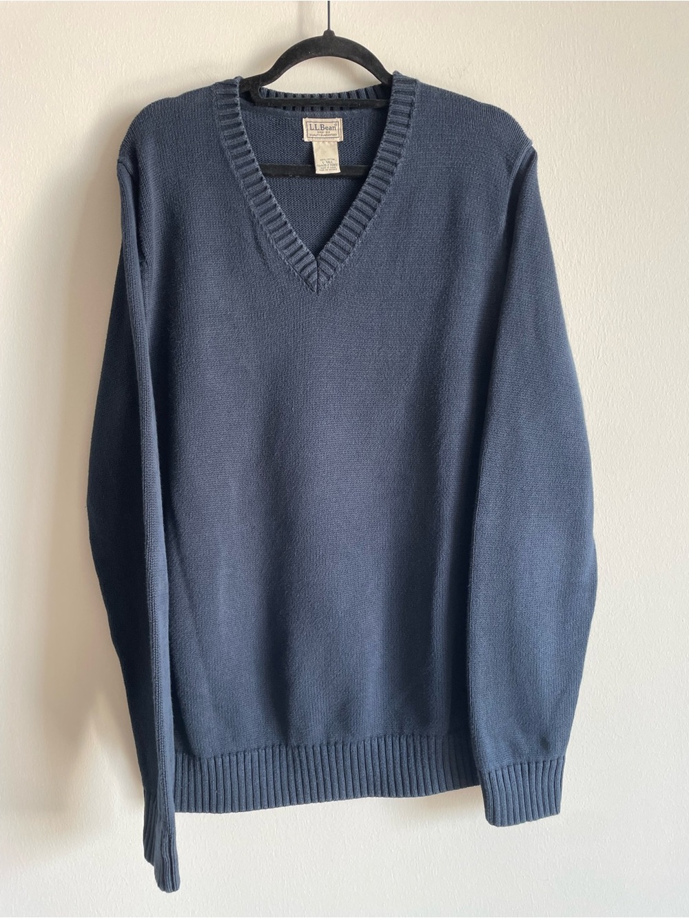 LL Bean Men's All Seasons Cotton Blend V-Neck Sweater Navy L Tall